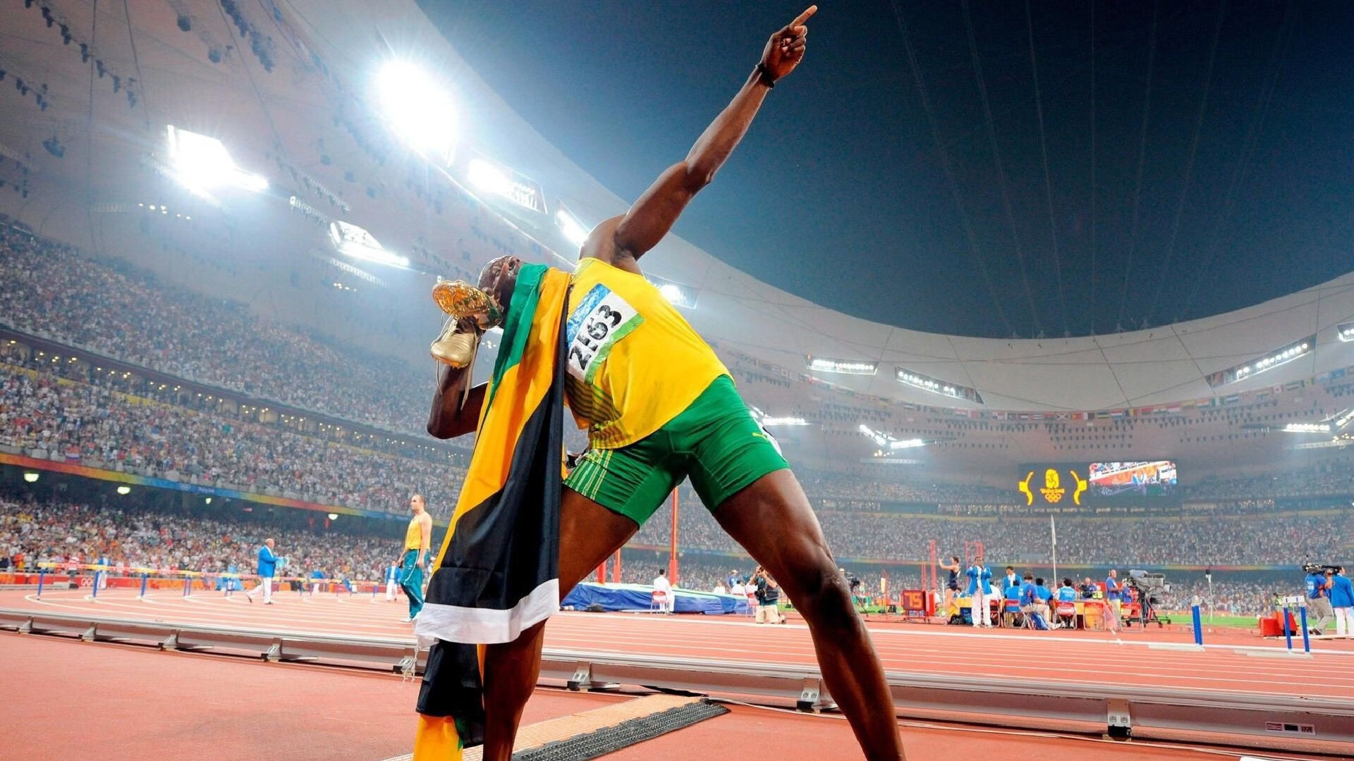 伊拉克男篮在西亚锦标赛中拼搏奋战，期待突破